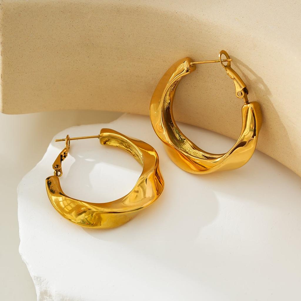 Sculpted Golden Hoops