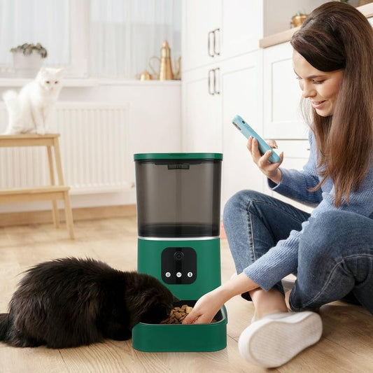 Automatic Smart Pet Feeder